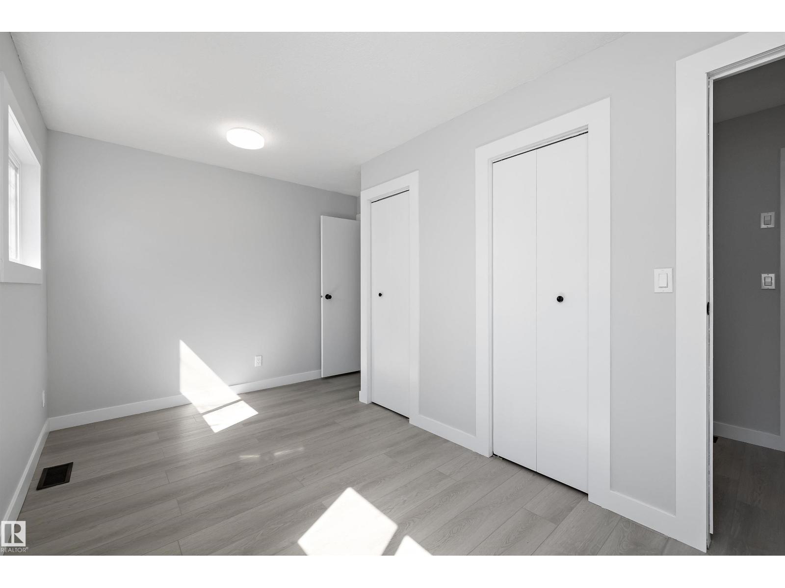 44 Rim Rd Nw, Edmonton, AB