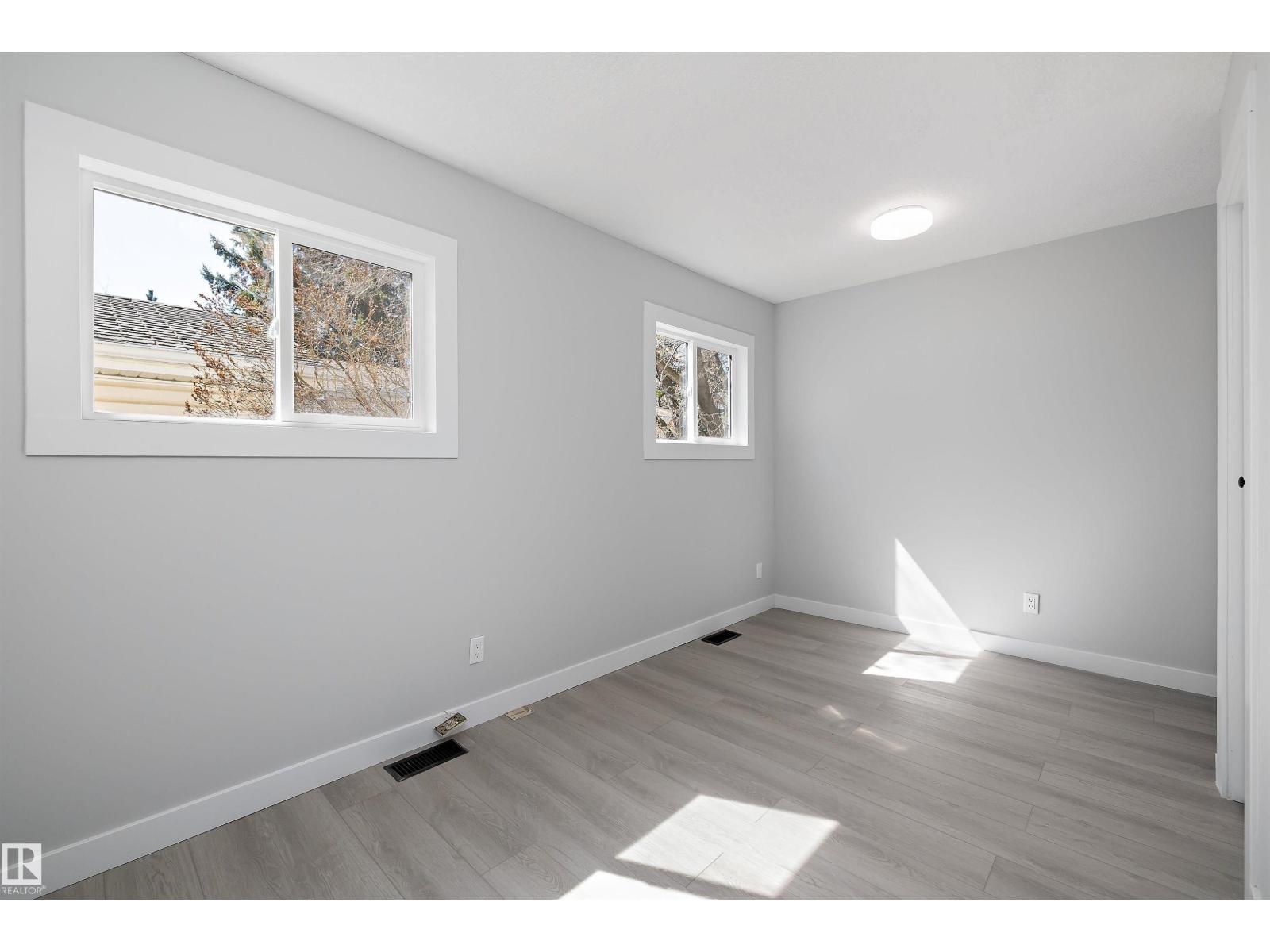 44 Rim Rd Nw, Edmonton, AB