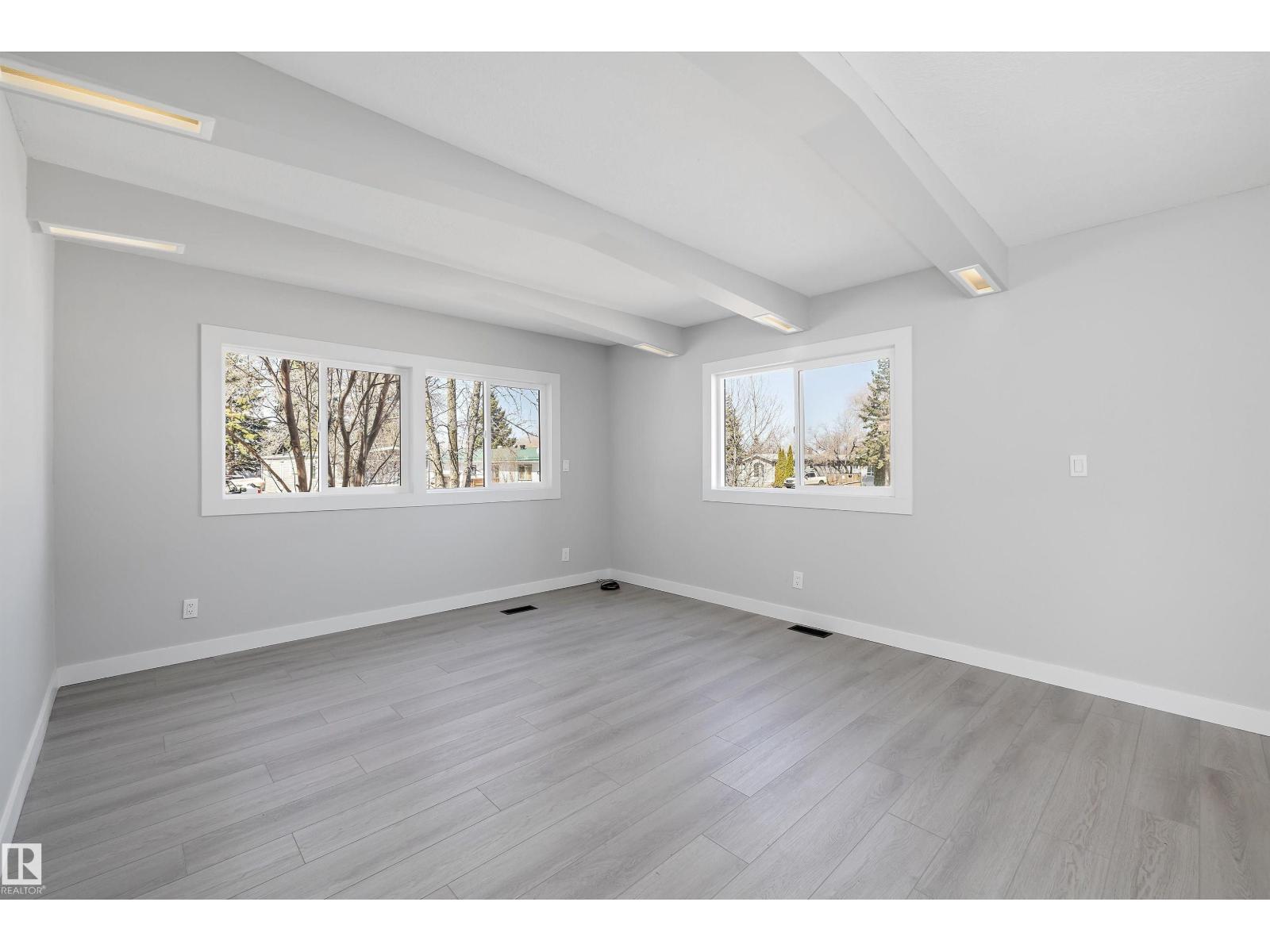 44 Rim Rd Nw, Edmonton, AB