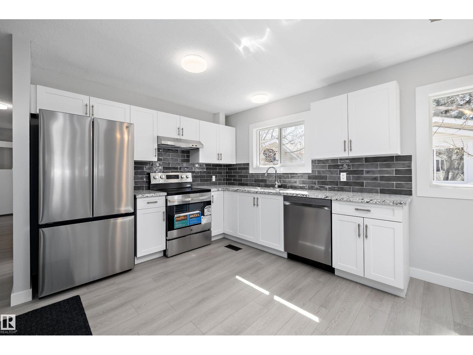 44 Rim Rd Nw, Edmonton, AB