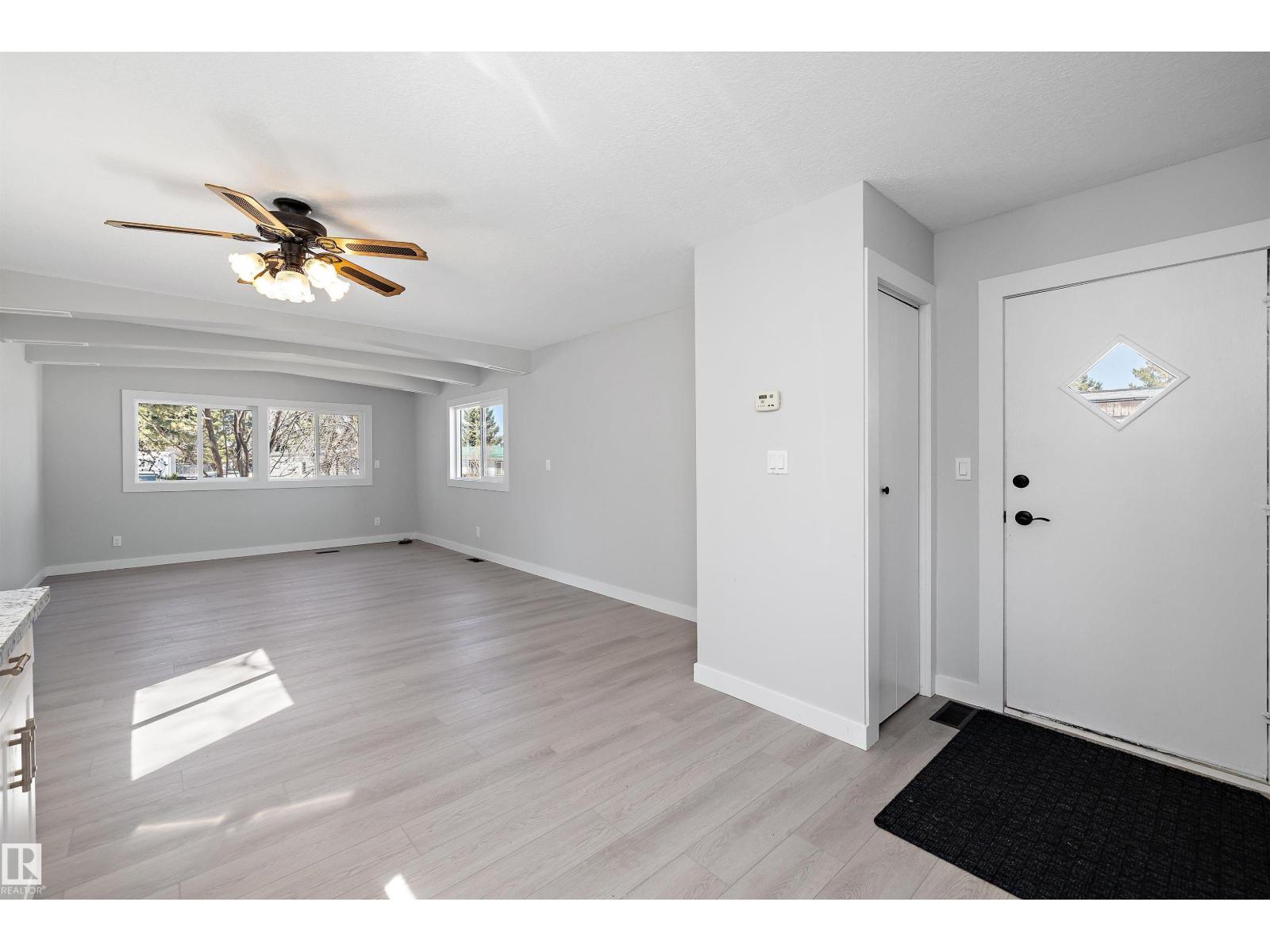 44 Rim Rd Nw, Edmonton, AB