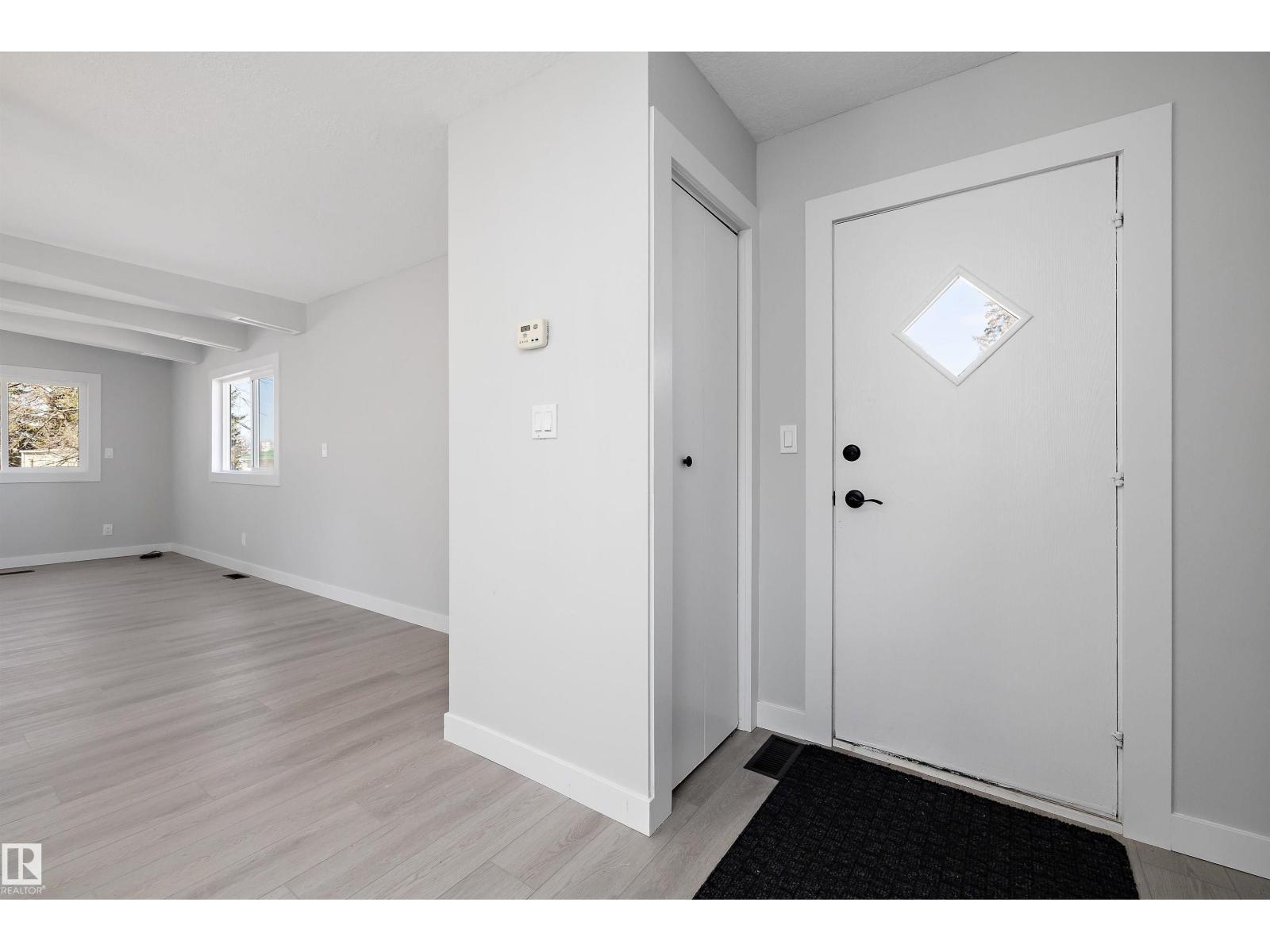 44 Rim Rd Nw, Edmonton, AB