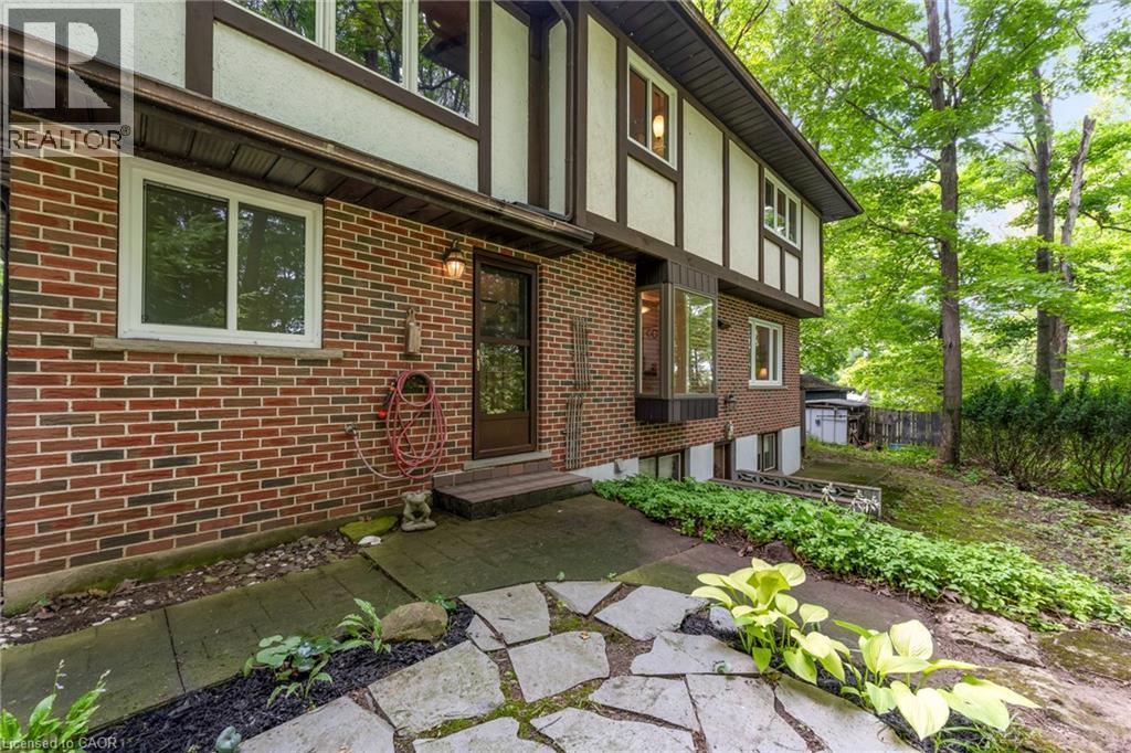 155 Ridge Road E, Grimsby, ON