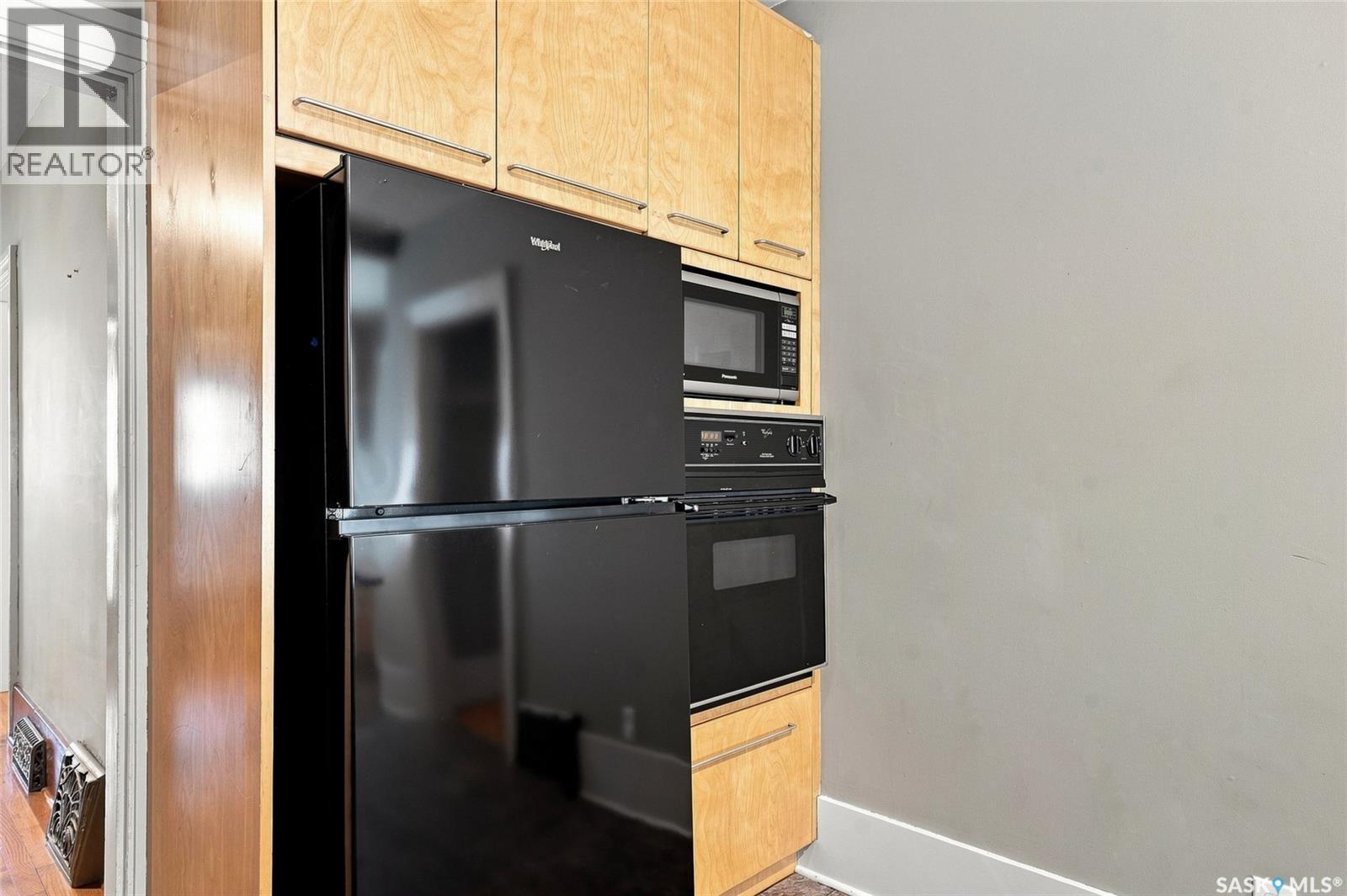 234 10Th Street E, Saskatoon, SK