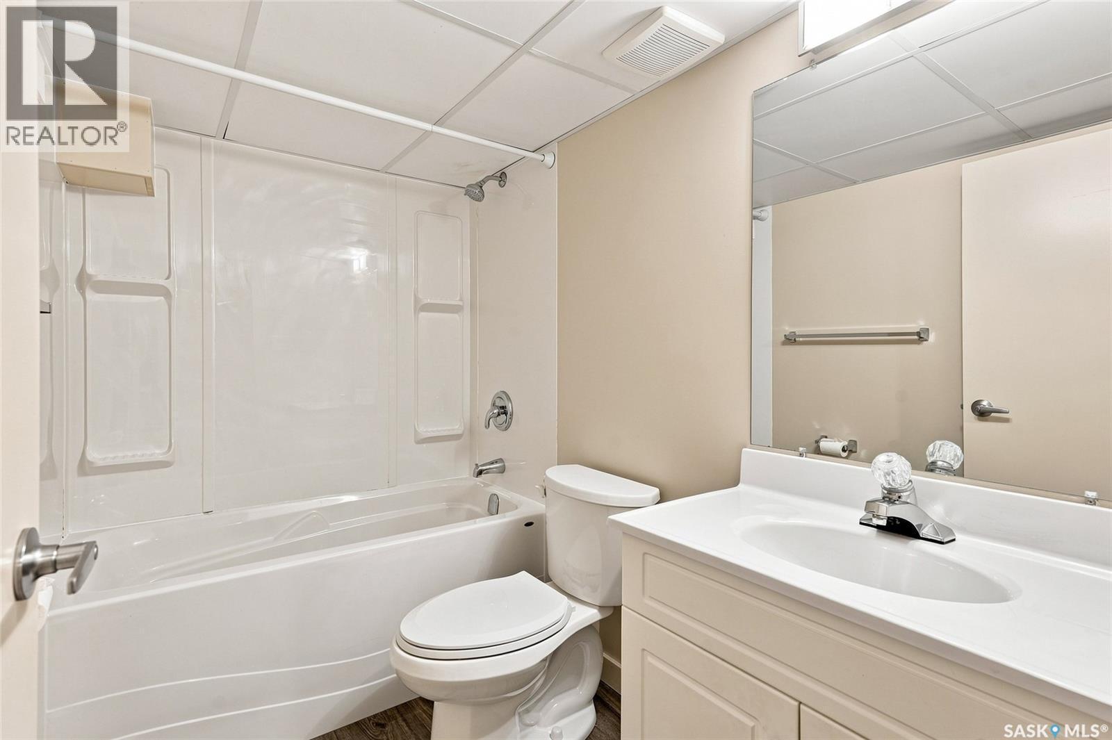 234 10Th Street E, Saskatoon, SK