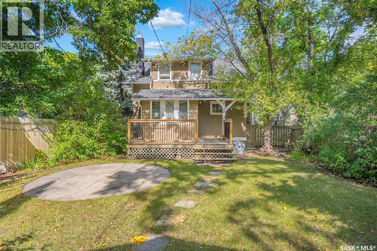 234 10Th Street E, Saskatoon, SK