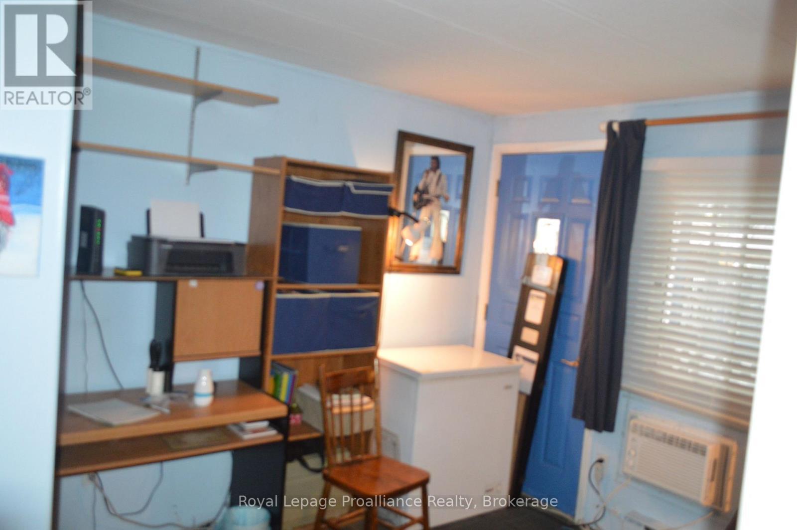 17 Warbler Lane, Quinte West (Sidney Ward), ON
