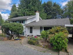 395 Dogwood Dr Ladysmith, BC V9G 1B7