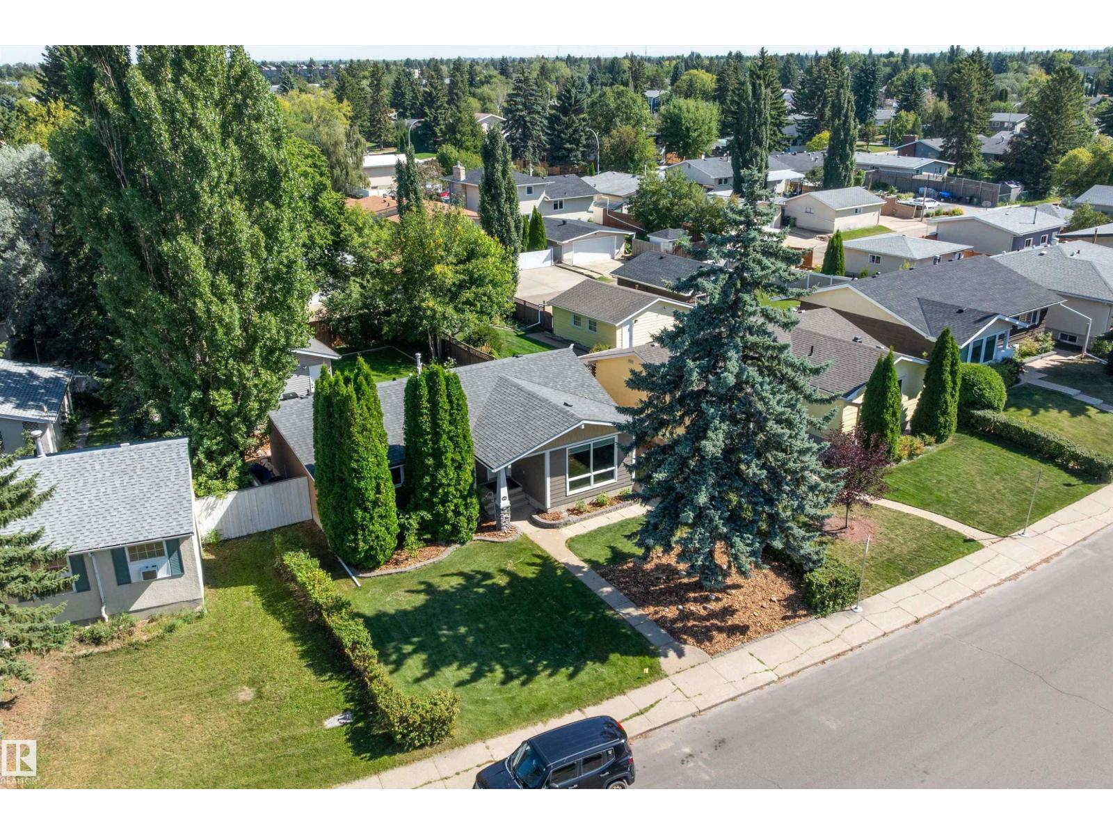 3839 117 St Nw, Edmonton, AB