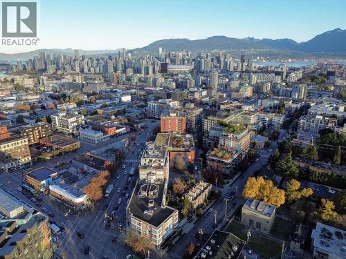 63 Kingsway, Vancouver, BC 