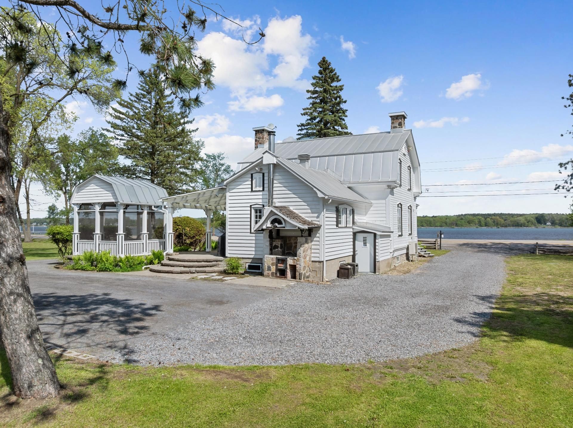 Exterior - 337 Grande Côte E., Lanoraie, QC