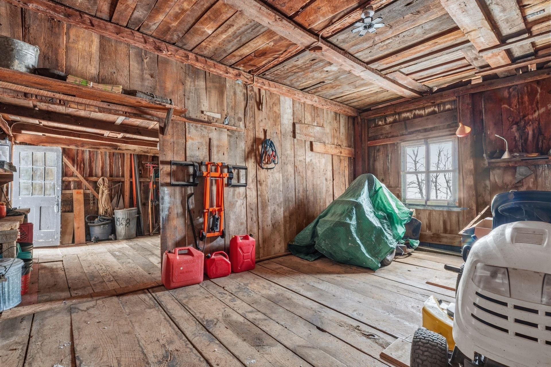 Barn - 337 Grande Côte E., Lanoraie, QC
