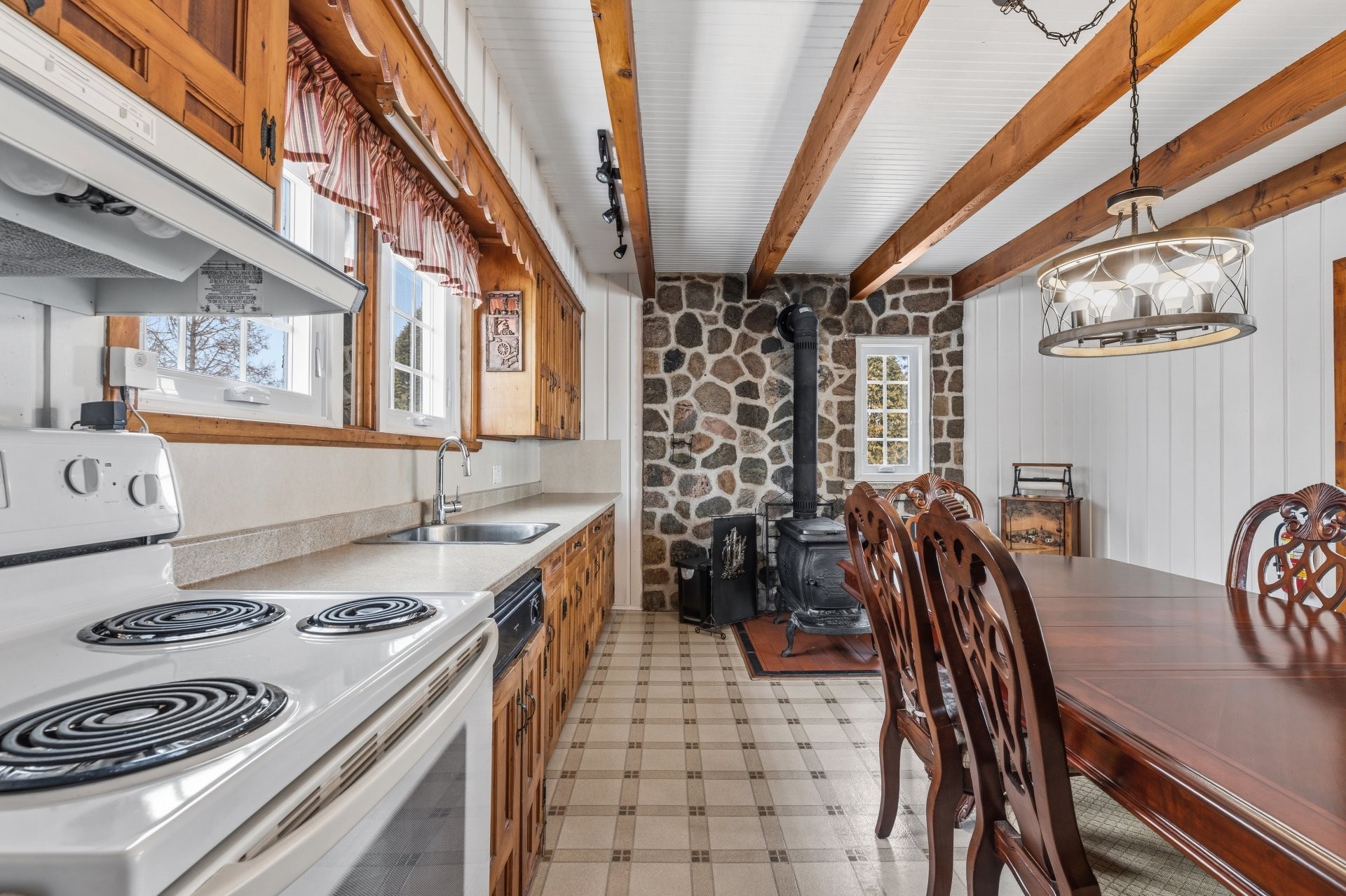 Kitchen - 337 Grande Côte E., Lanoraie, QC