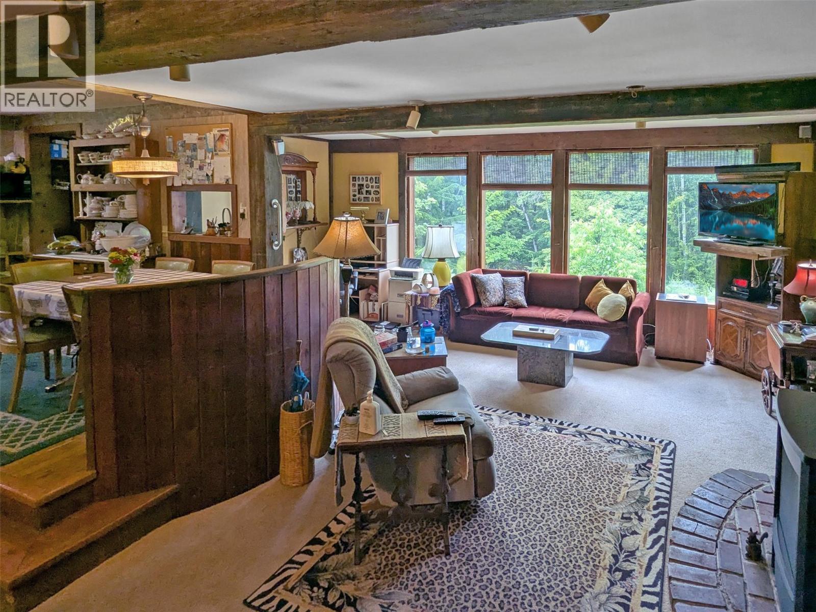 8802 Martens Road, Slocan, BC