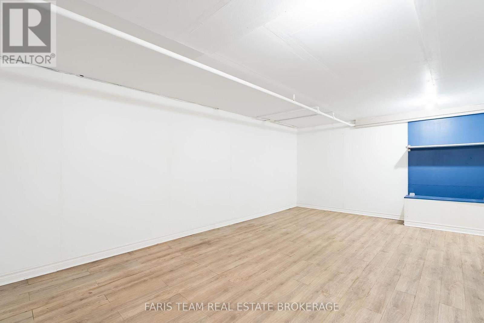 267 Lakeshore Road E, Mississauga, ON
