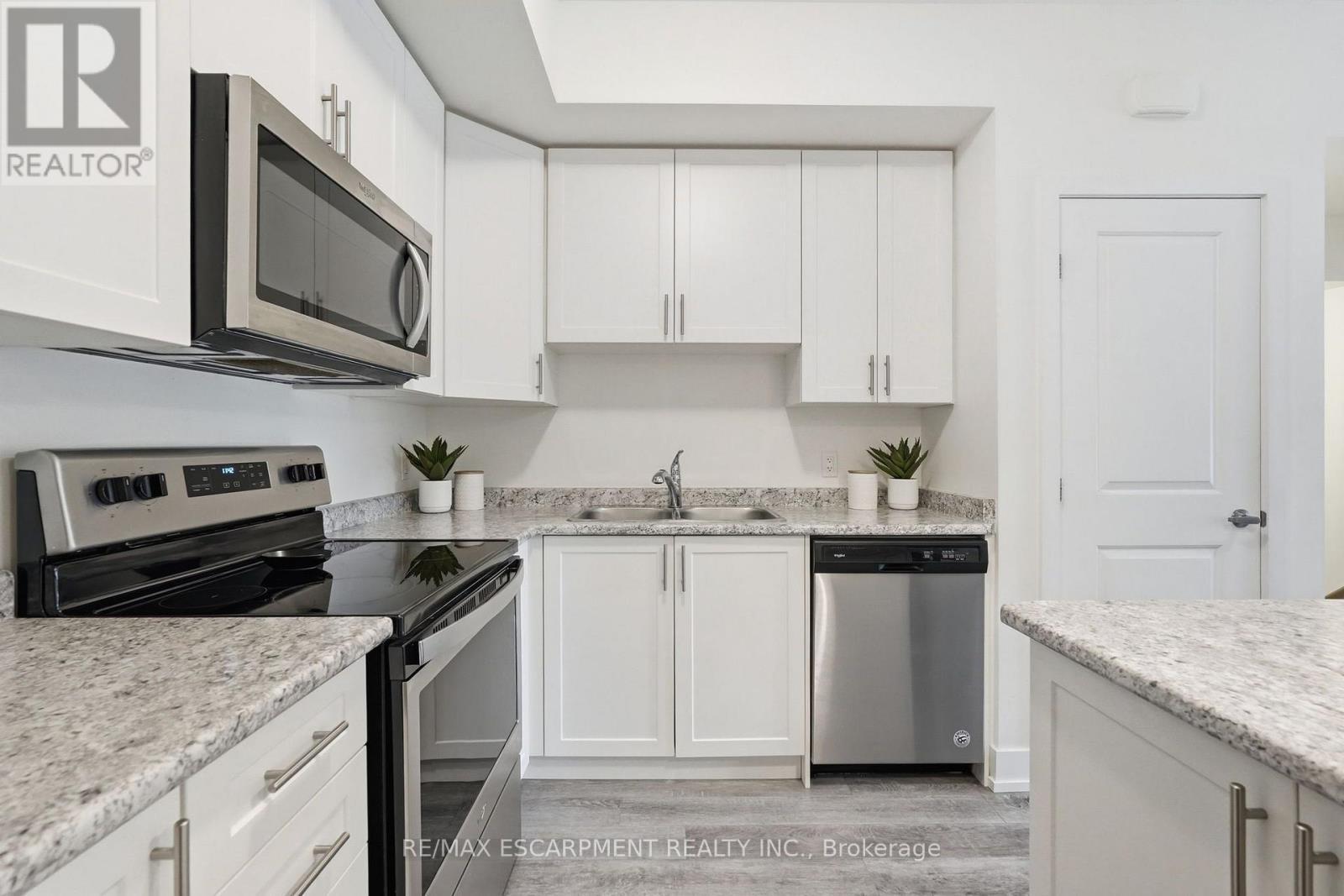 18 - 261 Skinner Road, Hamilton, ON