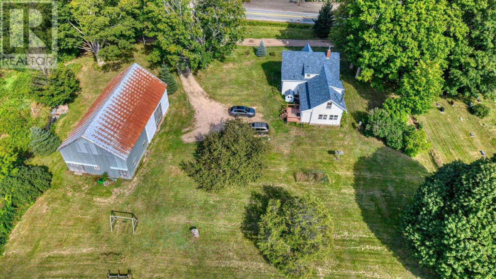 10136 Highway 1, Paradise, NS