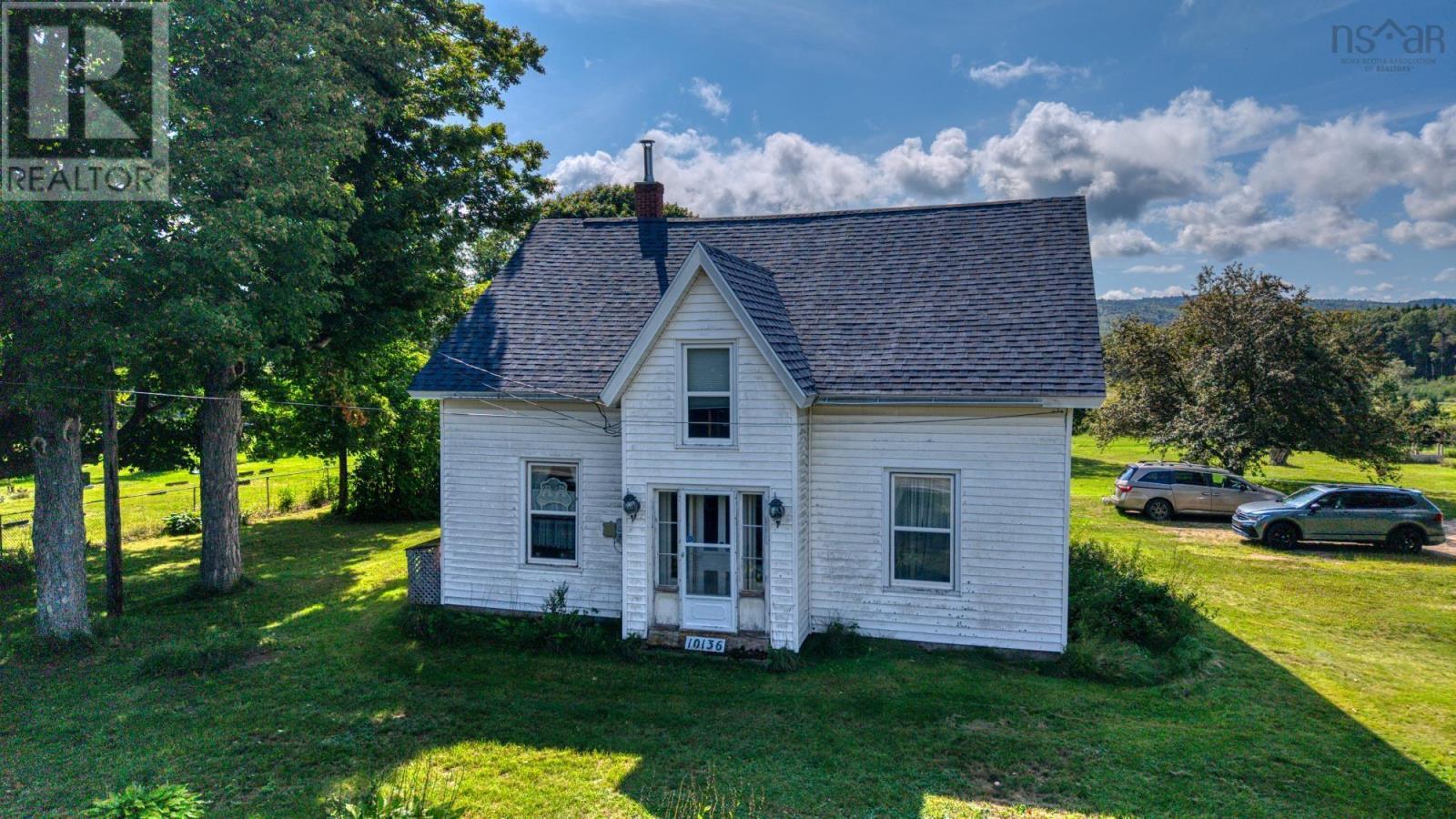 10136 Highway 1, Paradise, NS