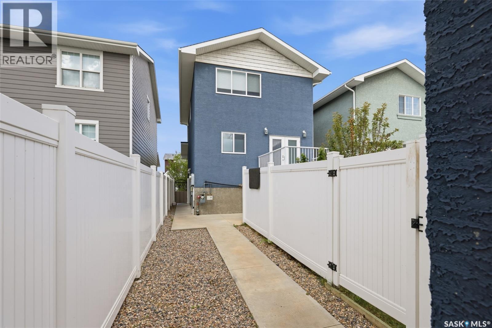A&B 5625 Mccaughey Street, Regina, SK