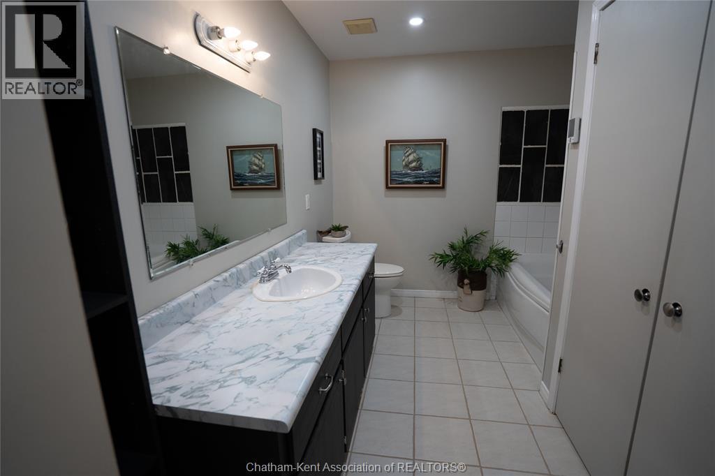 418 Talbot Street West, Blenheim, ON
