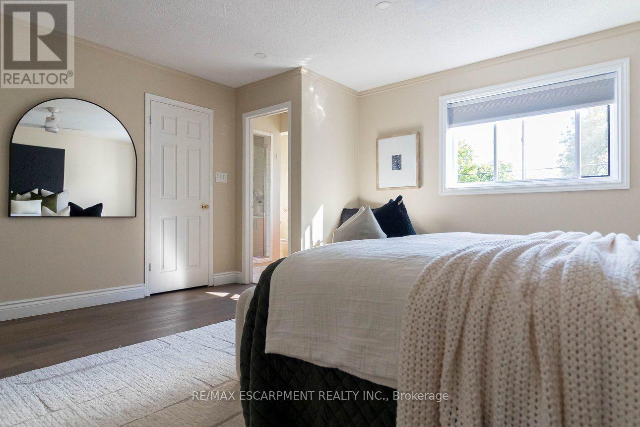 336 Jackson Street W, Hamilton, ON