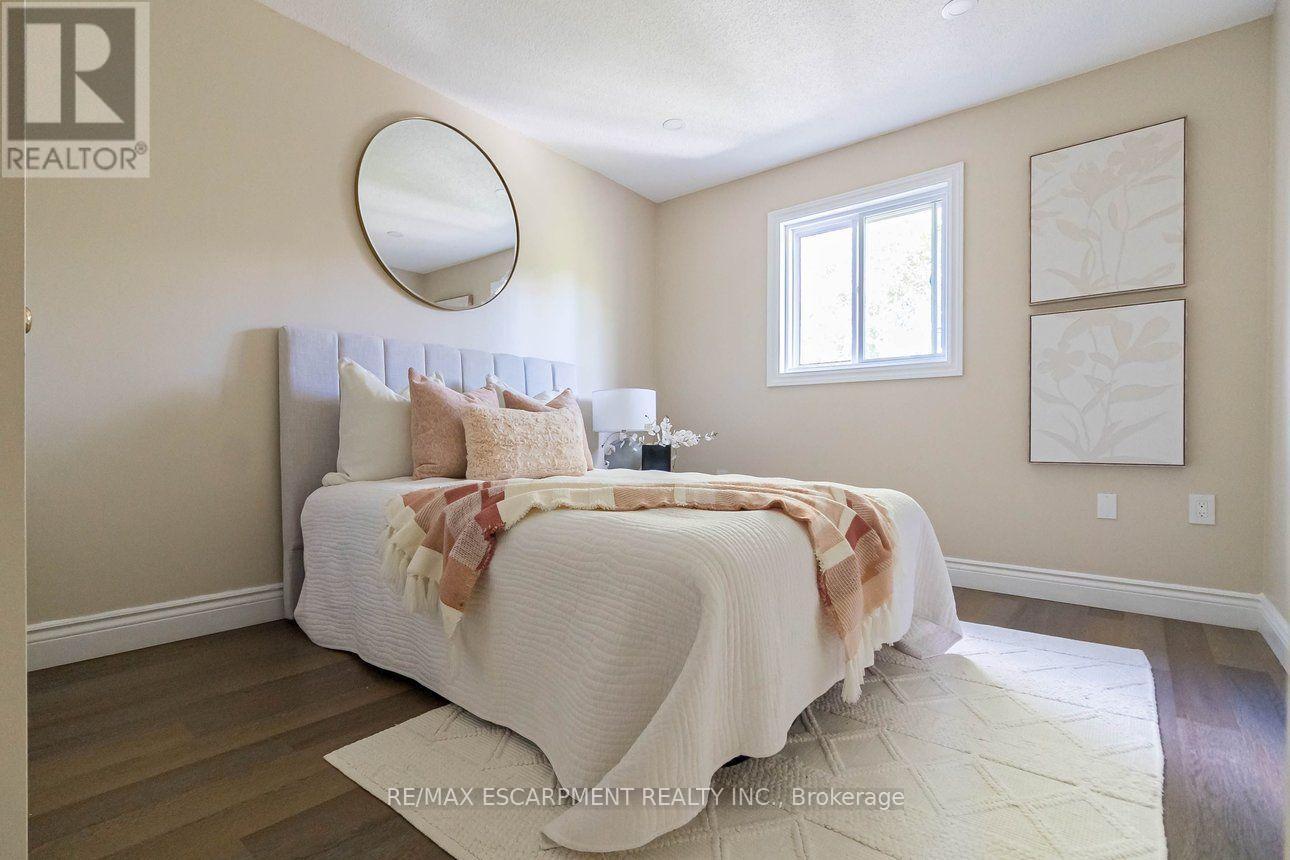 336 Jackson Street W, Hamilton, ON