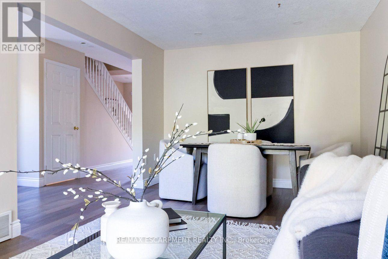 336 Jackson Street W, Hamilton, ON