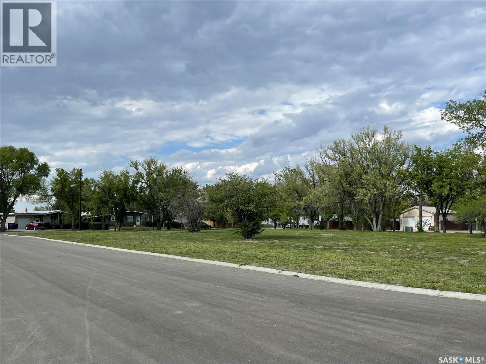 40 Kenney Crescent, Weyburn, SK