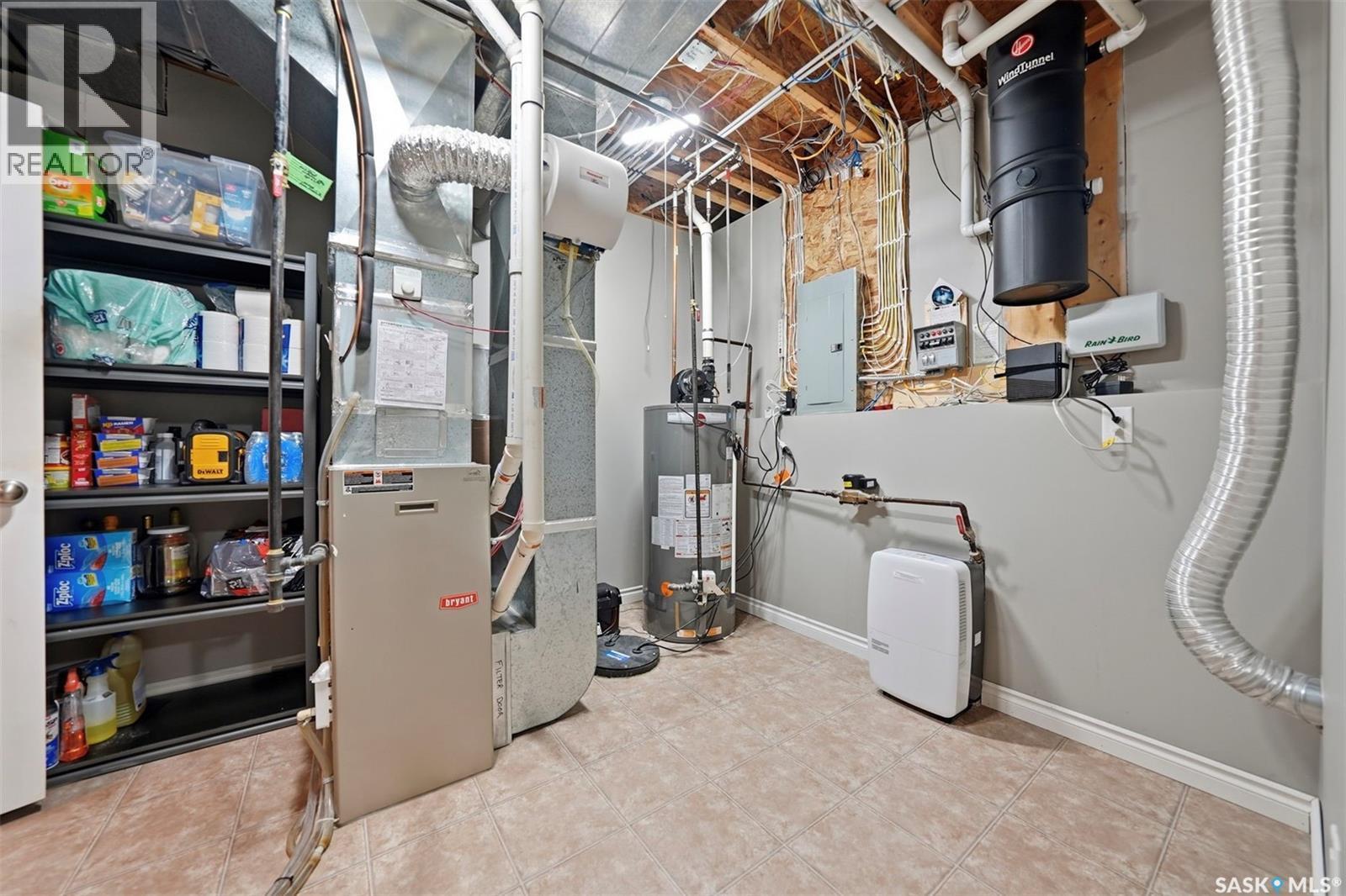 220 Floyd Court, Warman, SK