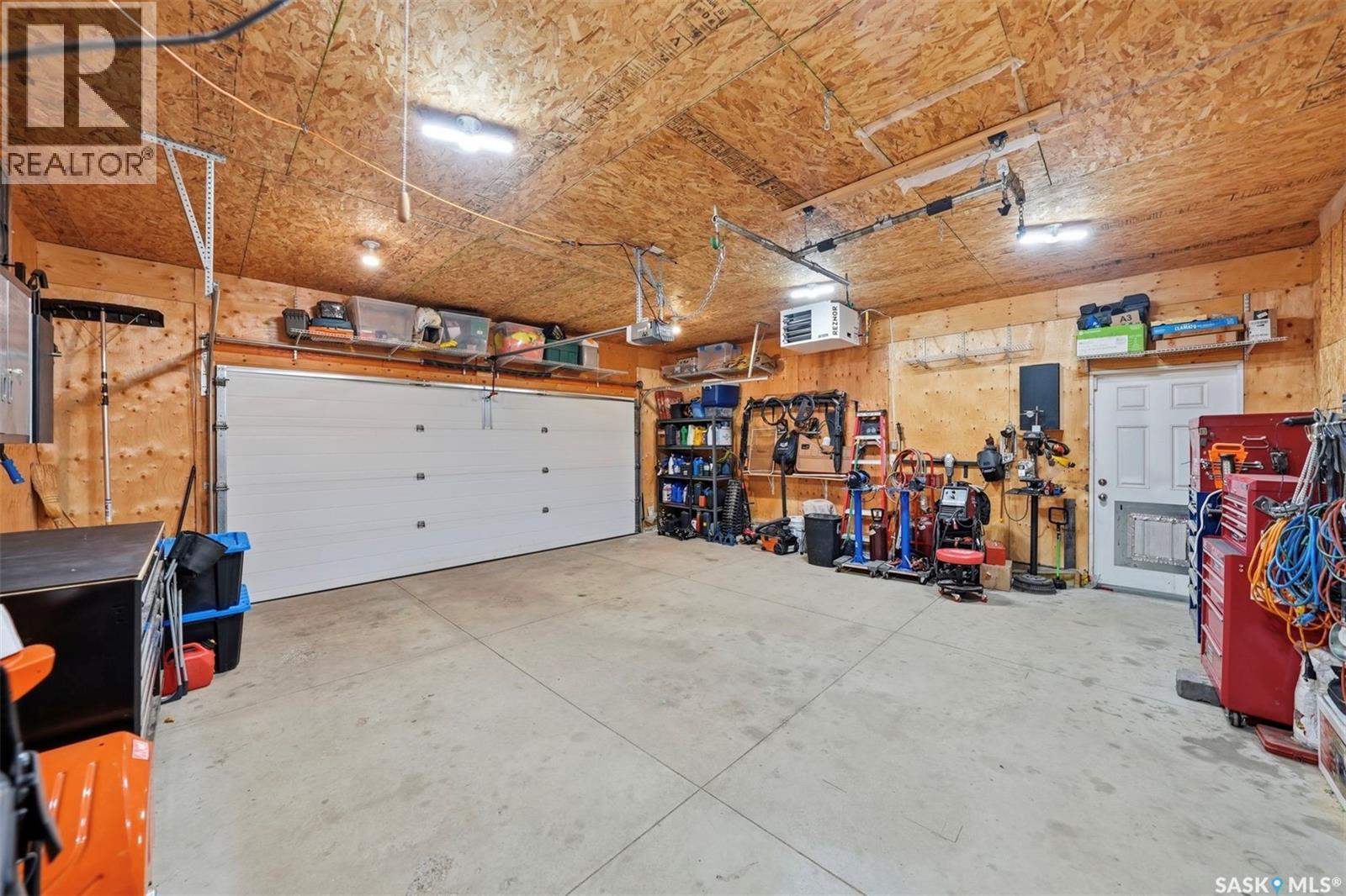 220 Floyd Court, Warman, SK