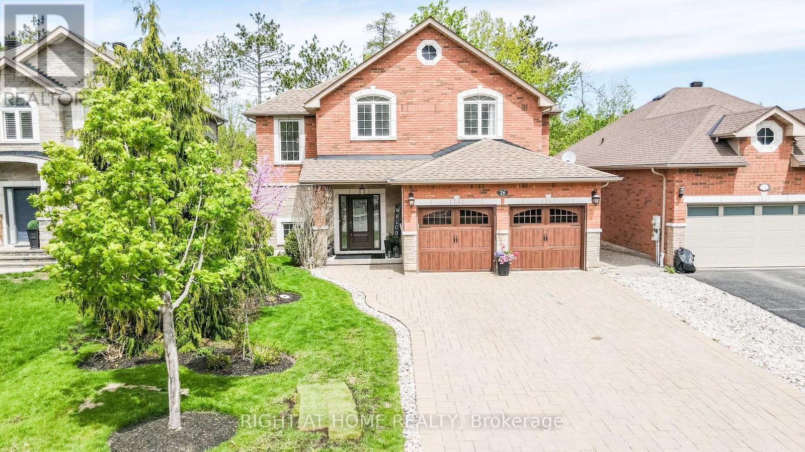 26 Stapleton Place, Barrie, ON