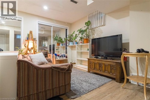 336 Jackson Street W, Hamilton, ON 
