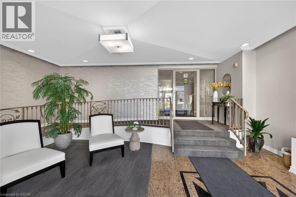 908 Mohawk Road E Unit# 308, Hamilton, ON