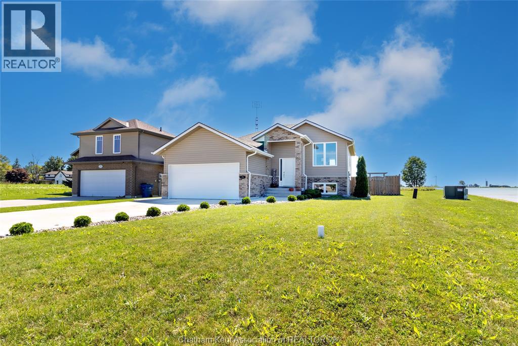 79 Blackacre Crescent, Tilbury, ON