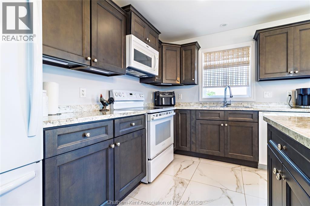 79 Blackacre Crescent, Tilbury, ON