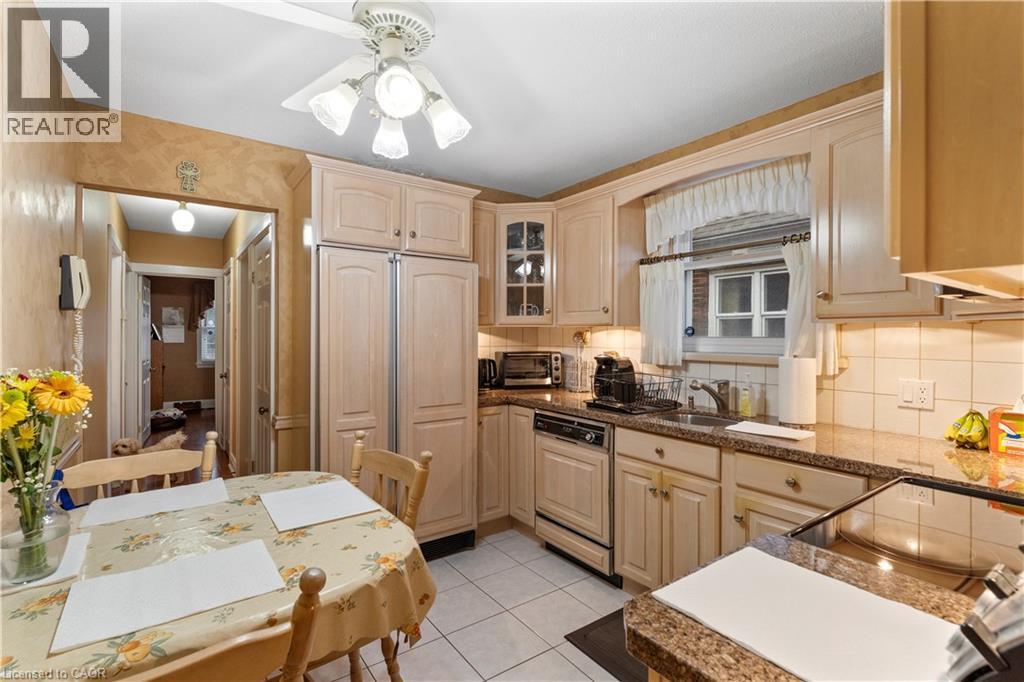 193 Huxley Avenue S, Hamilton, ON