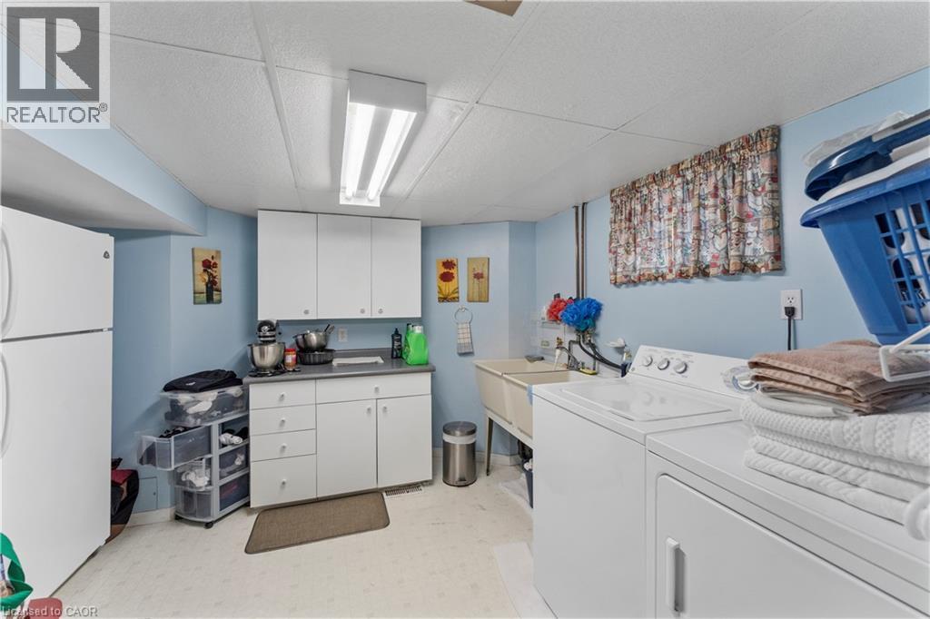 193 Huxley Avenue S, Hamilton, ON