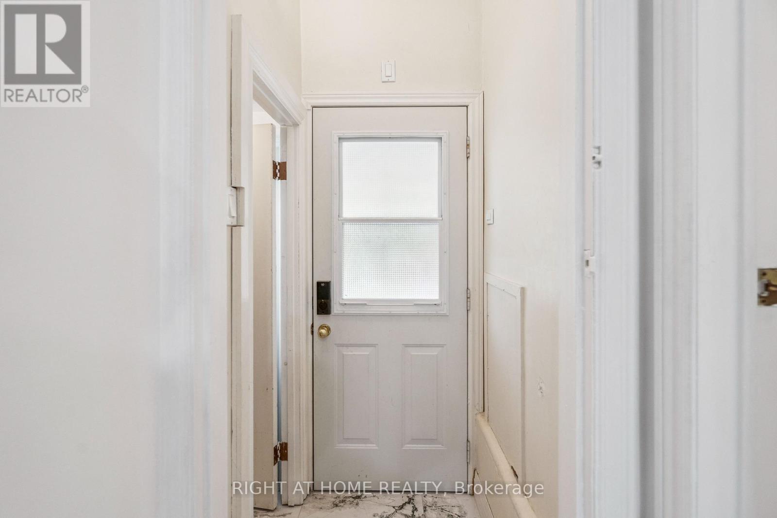 2343 Mountainside Drive, Burlington, ON