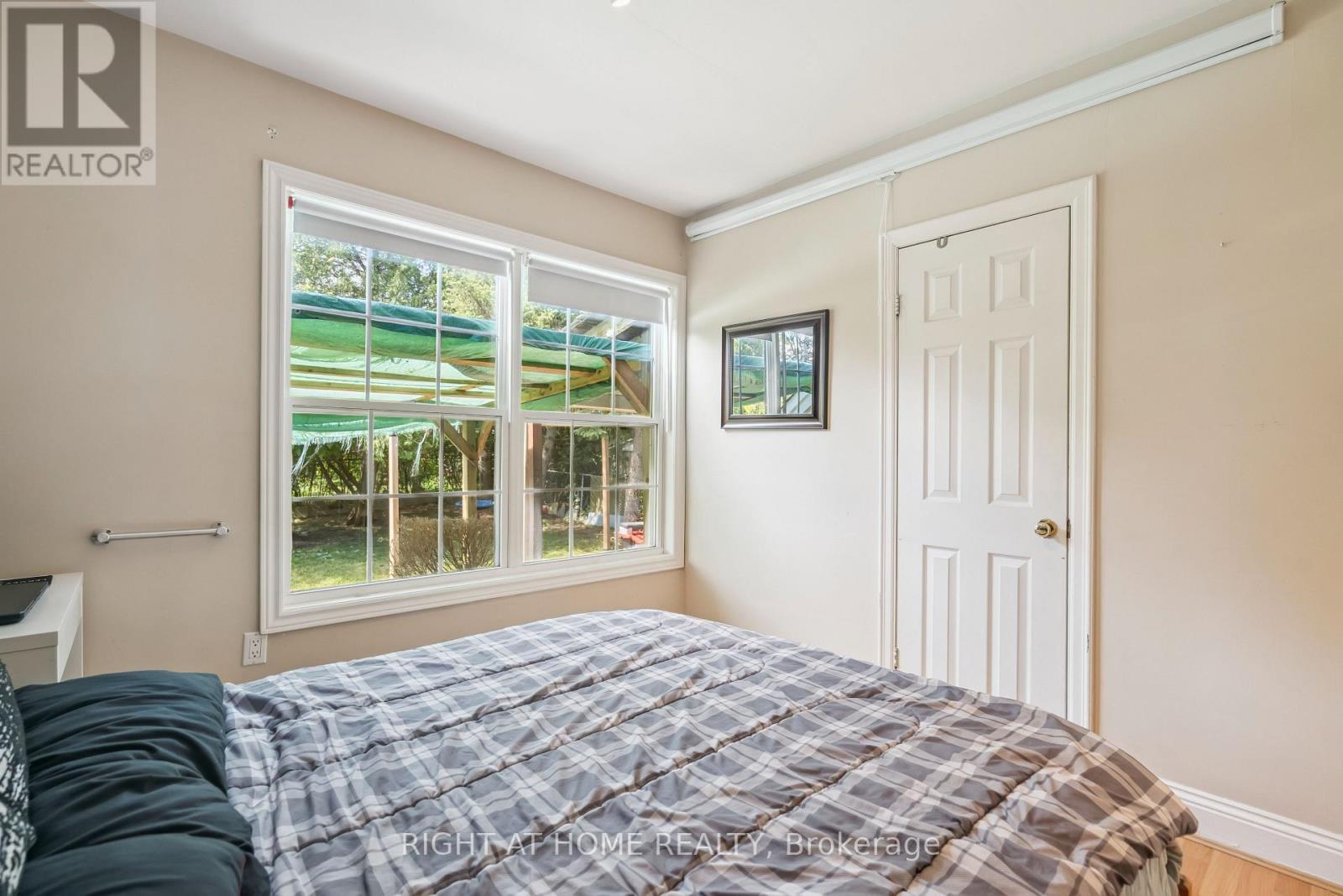 2343 Mountainside Drive, Burlington, ON
