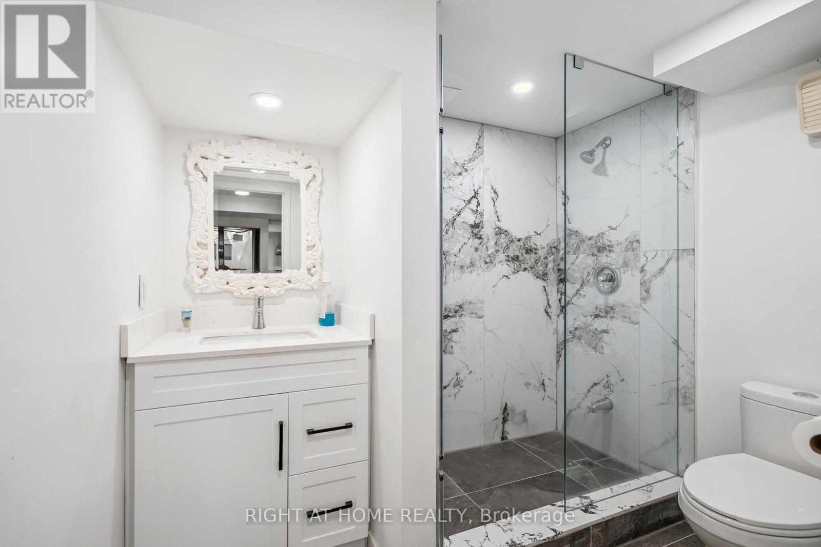 2343 Mountainside Drive, Burlington, ON
