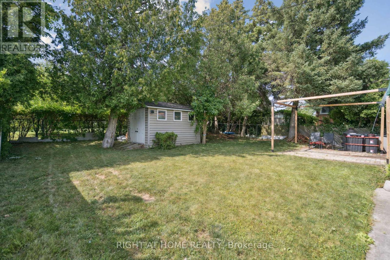2343 Mountainside Drive, Burlington, ON
