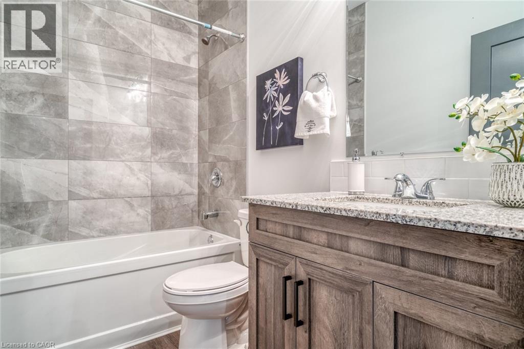 52 Barton Street E, Hamilton, ON