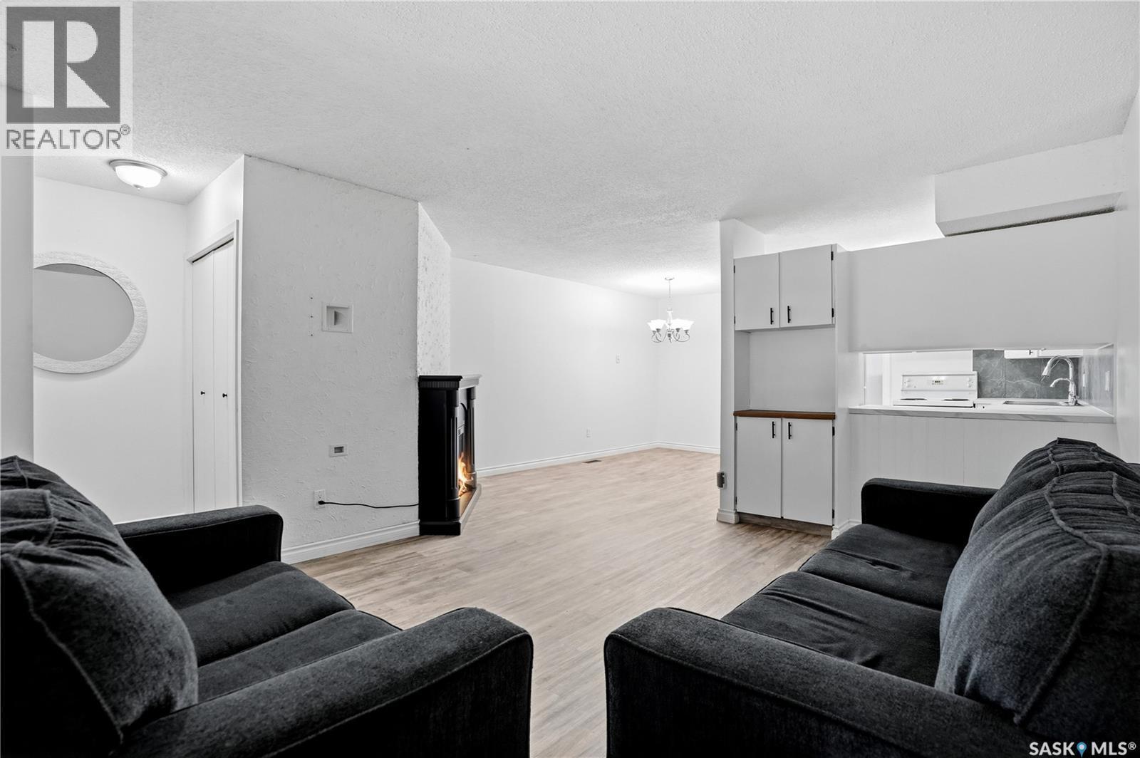 6906 Blakeney Drive, Regina, SK