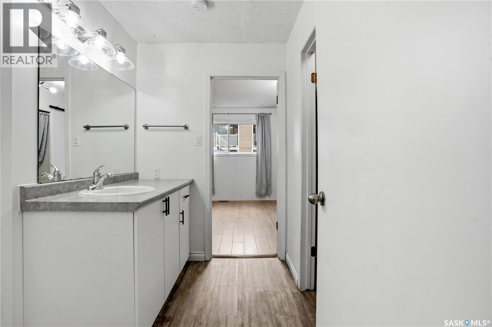6906 Blakeney Drive, Regina, SK