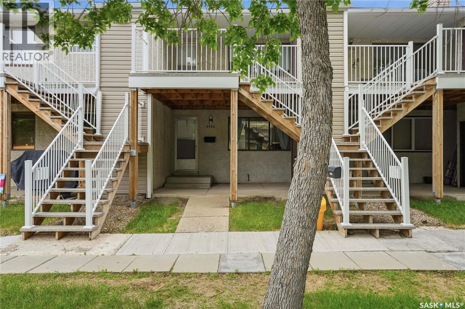 6906 Blakeney Drive, Regina, SK