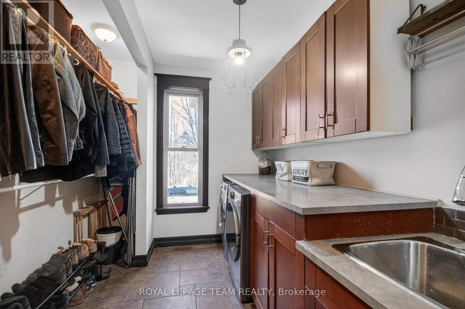 1671 Reindeer Way, Ottawa, ON