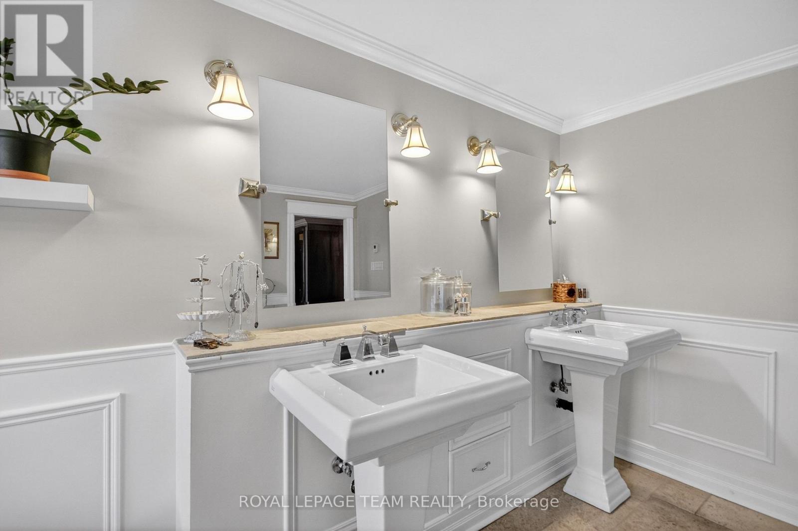 1671 Reindeer Way, Ottawa, ON