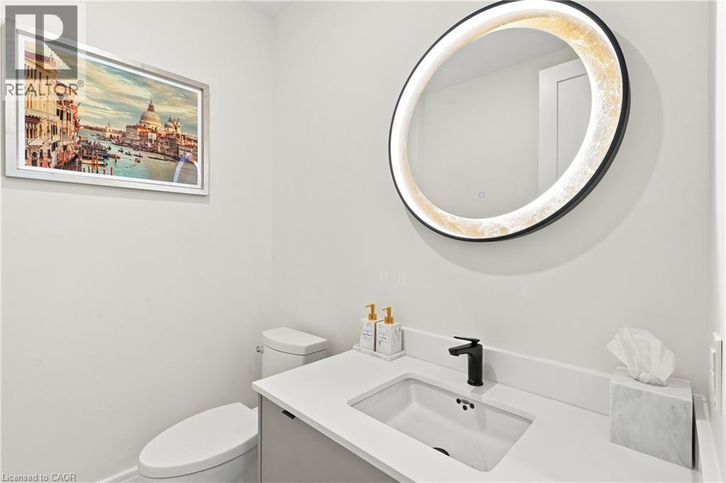112 King Street E Unit# Ph5, Hamilton, ON