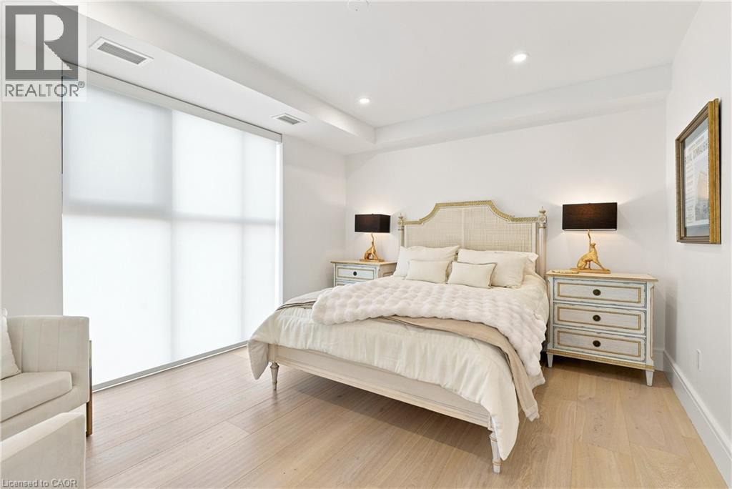 112 King Street E Unit# Ph5, Hamilton, ON