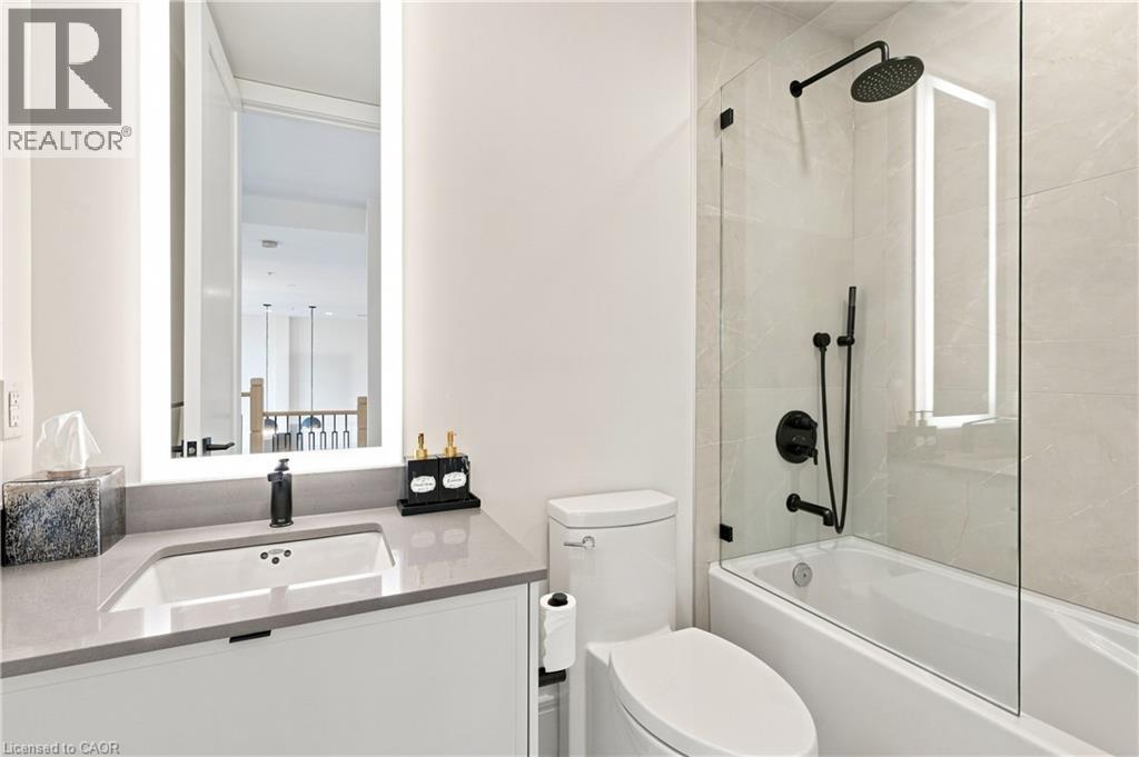 112 King Street E Unit# Ph5, Hamilton, ON